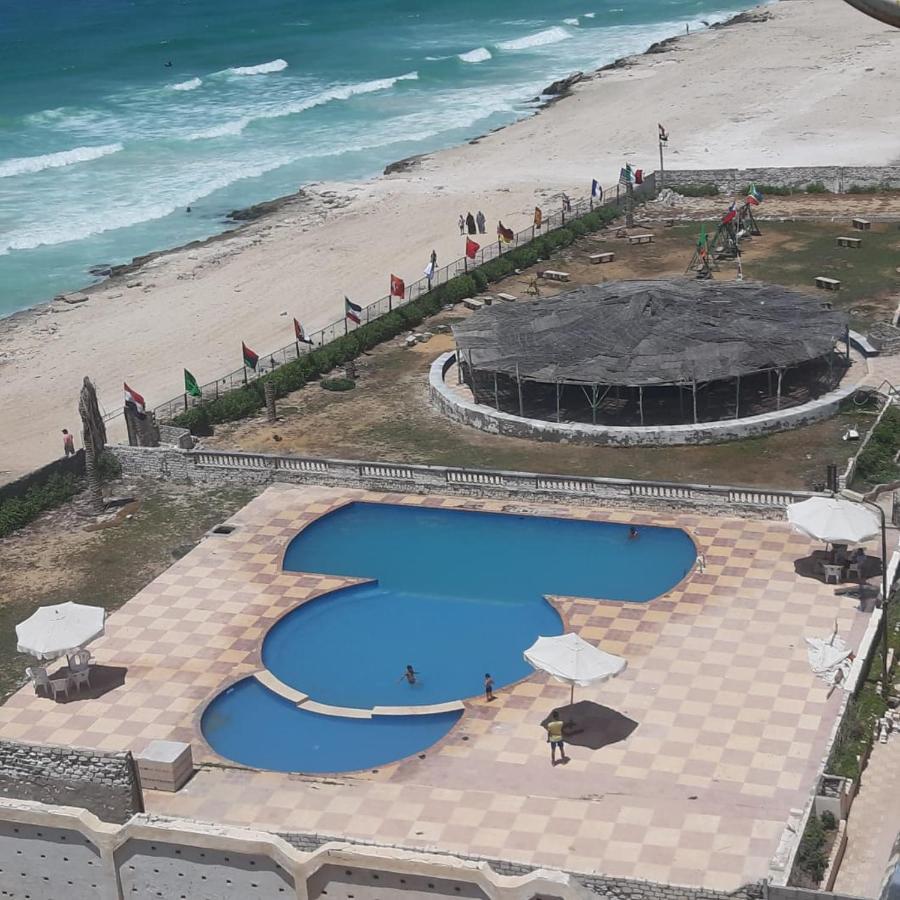 Panorama Apartment With A Charming Sea And Swimming Pool View Near Alexandria With Free Wifi شقة باطلالة ساحرة على البحر وحمام السباحة Eksteriør bilde